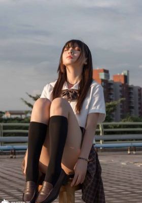 男生叉叉女生