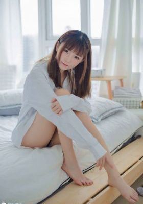 我在你床下
